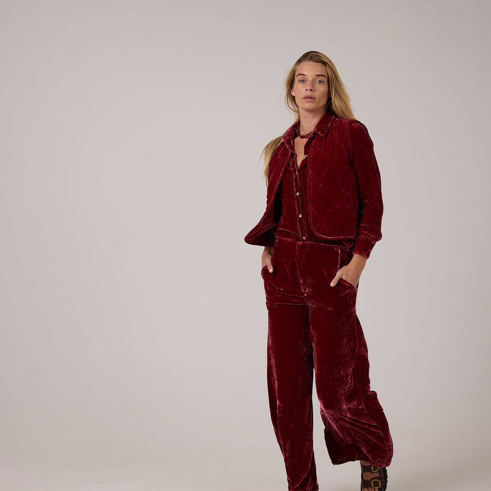 
                  
                    LUNA VELVET PANTS
                  
                