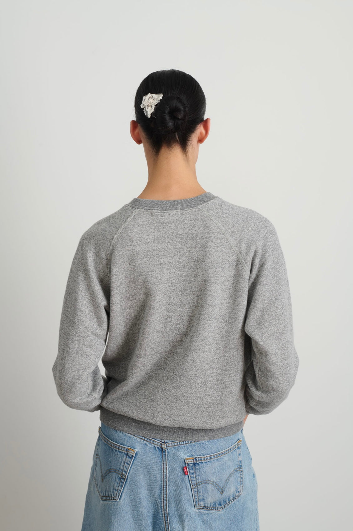 CREWNECK SWEATSHIRT