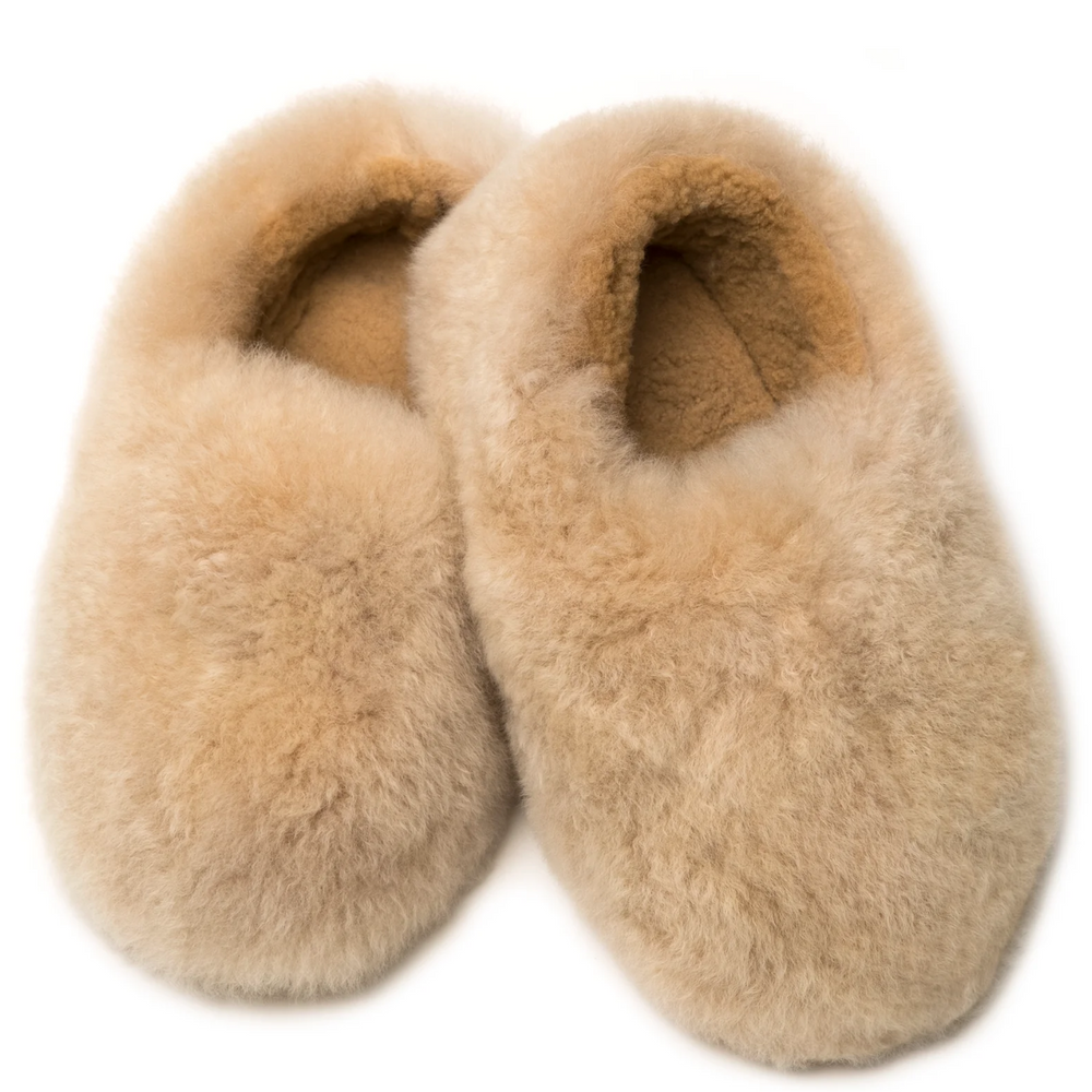 COZY ALPACA SLIPPERS