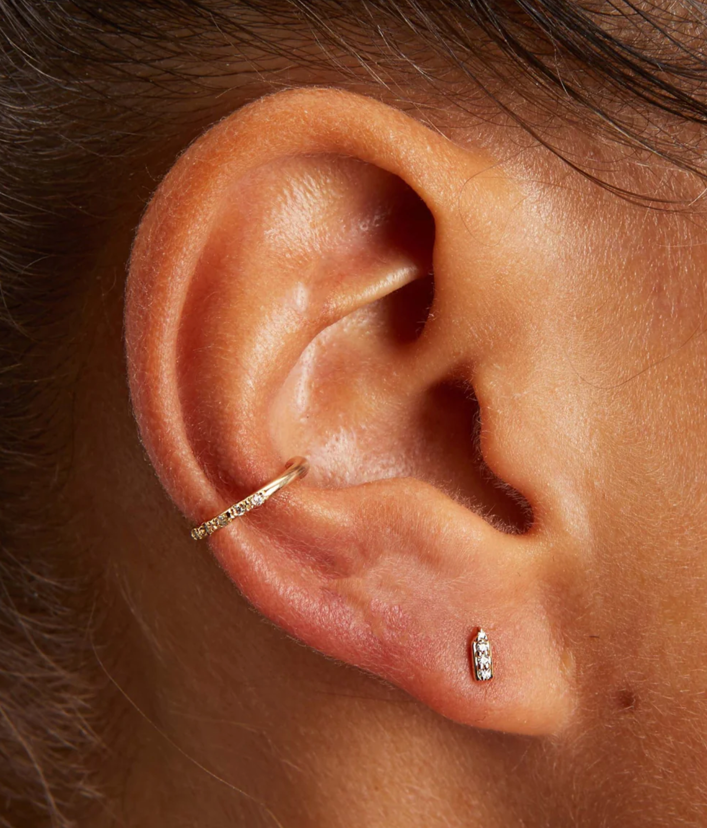 DIAMOND EAR CUFF